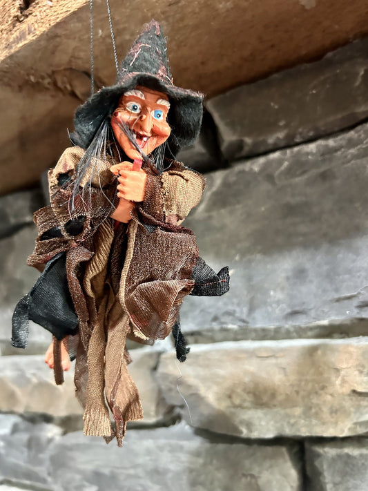Kitchen Witch Doll Walburga - Brown