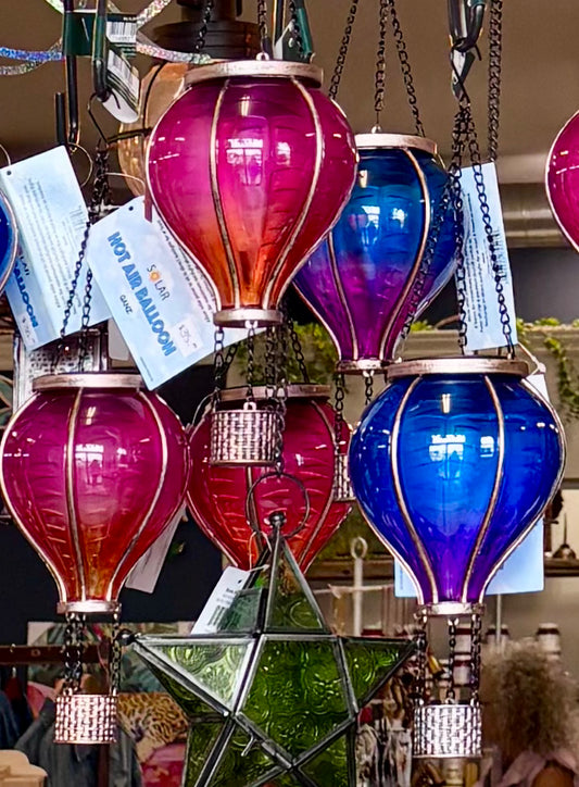 Small Solar Flickering Light Up Hot Air Balloon