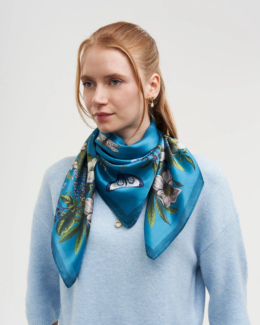 Midnight Garden Medium Square Fable Scarf 90 x 90 cm in Teal