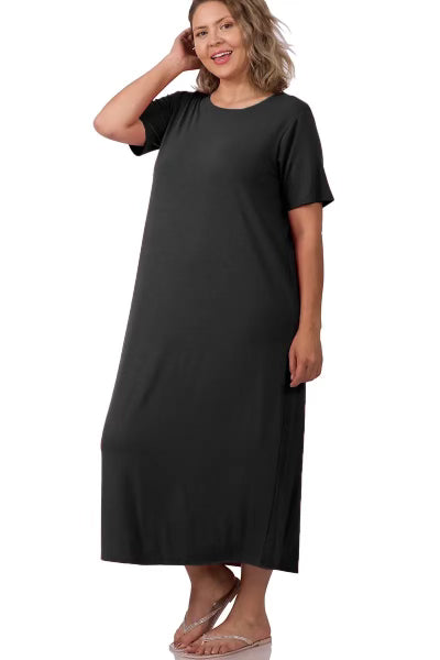 Plus Size Short Sleeve Round Neck Maxi Dress - Black