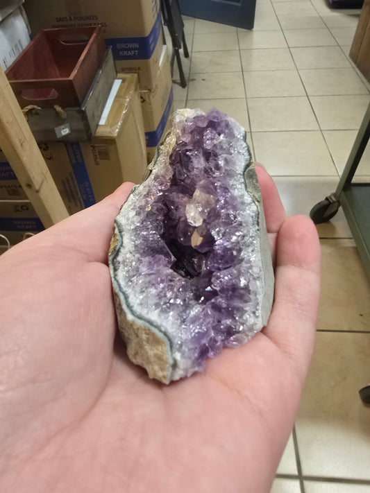 Amethyst Standup